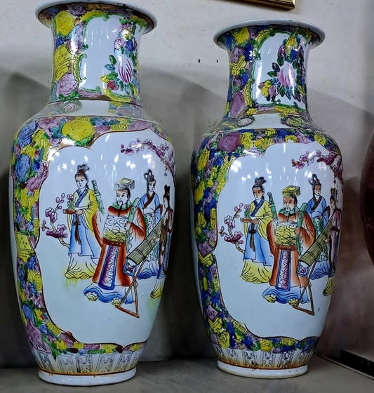 مزهريات خزفية صينية تراثية مزخرفة برسومات يدوية فاخرة